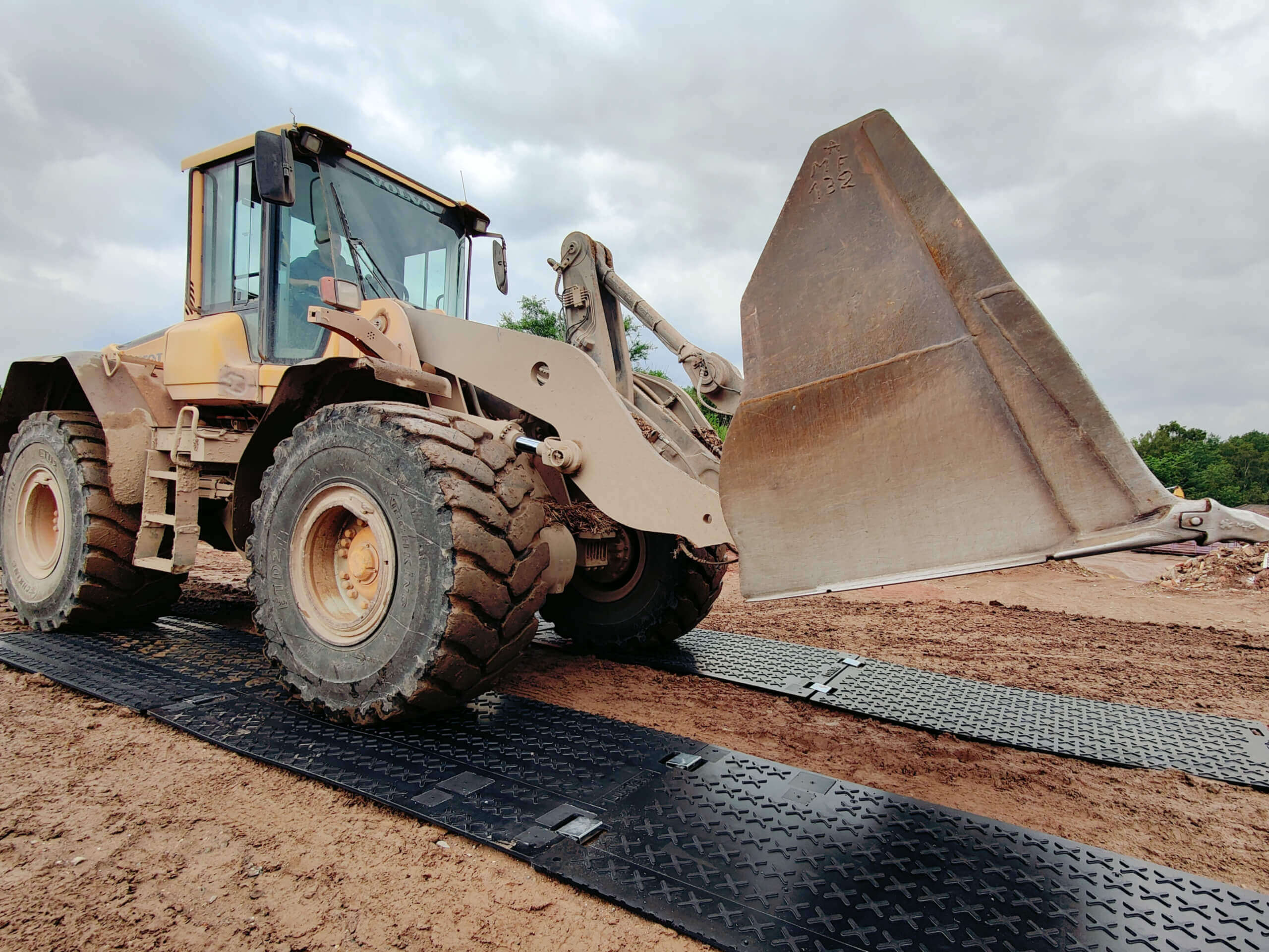 1773145381_temporary_roadway_mats_road_plate (1).jpg